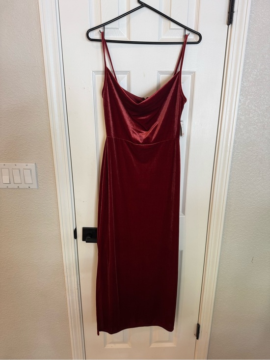 Taylor Dresses & Skirts - Taylor Burgundy Velvet Midi Slip Dress with Cowl Neck
